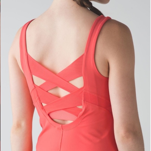 Lululemon rise and flow tank - Picture 2 of 7